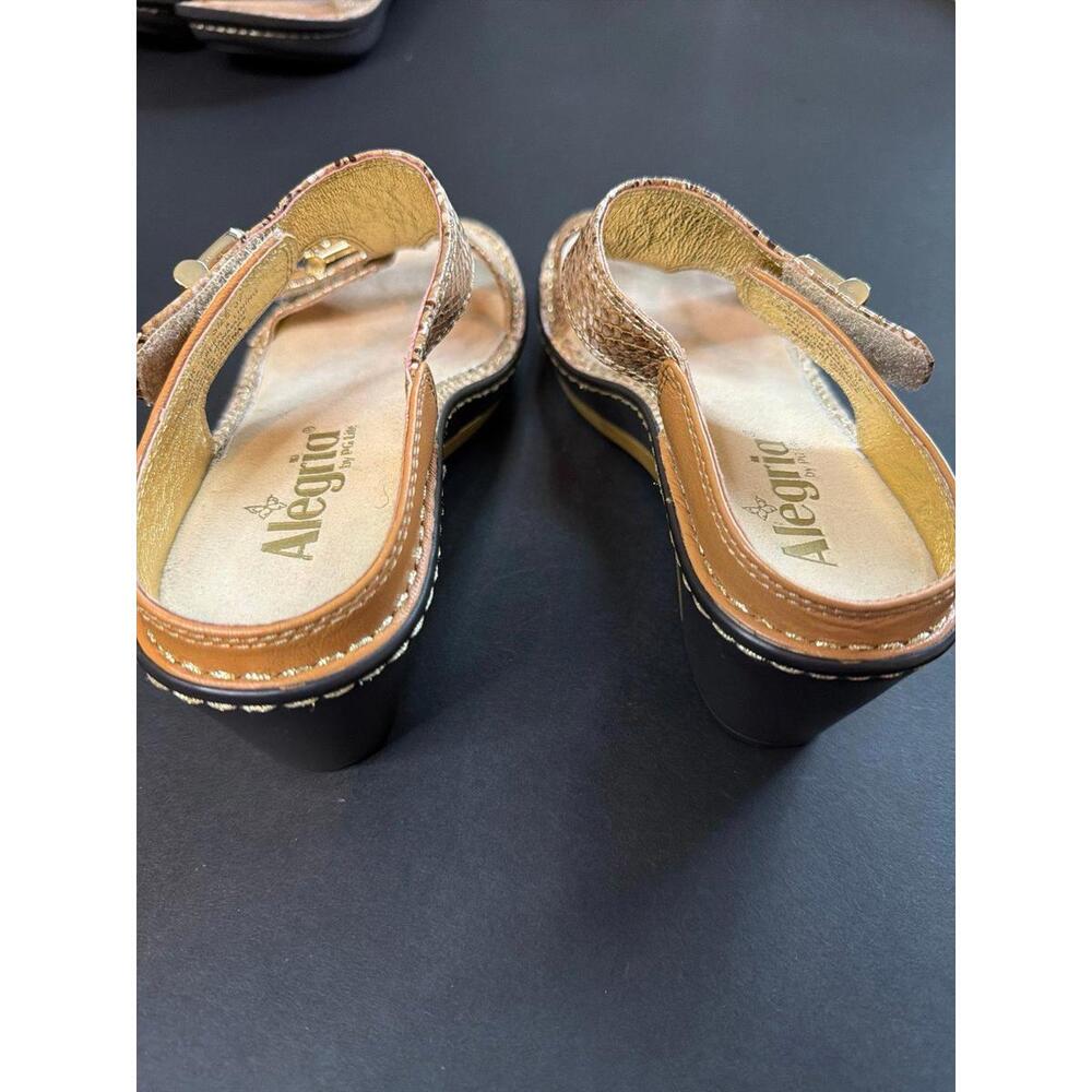 Alegria‎ Lara LAR-758 Wedge  Gold Snakeskin Leather Sandal Euro 37 US 7/7.7 - Picture 3 of 6